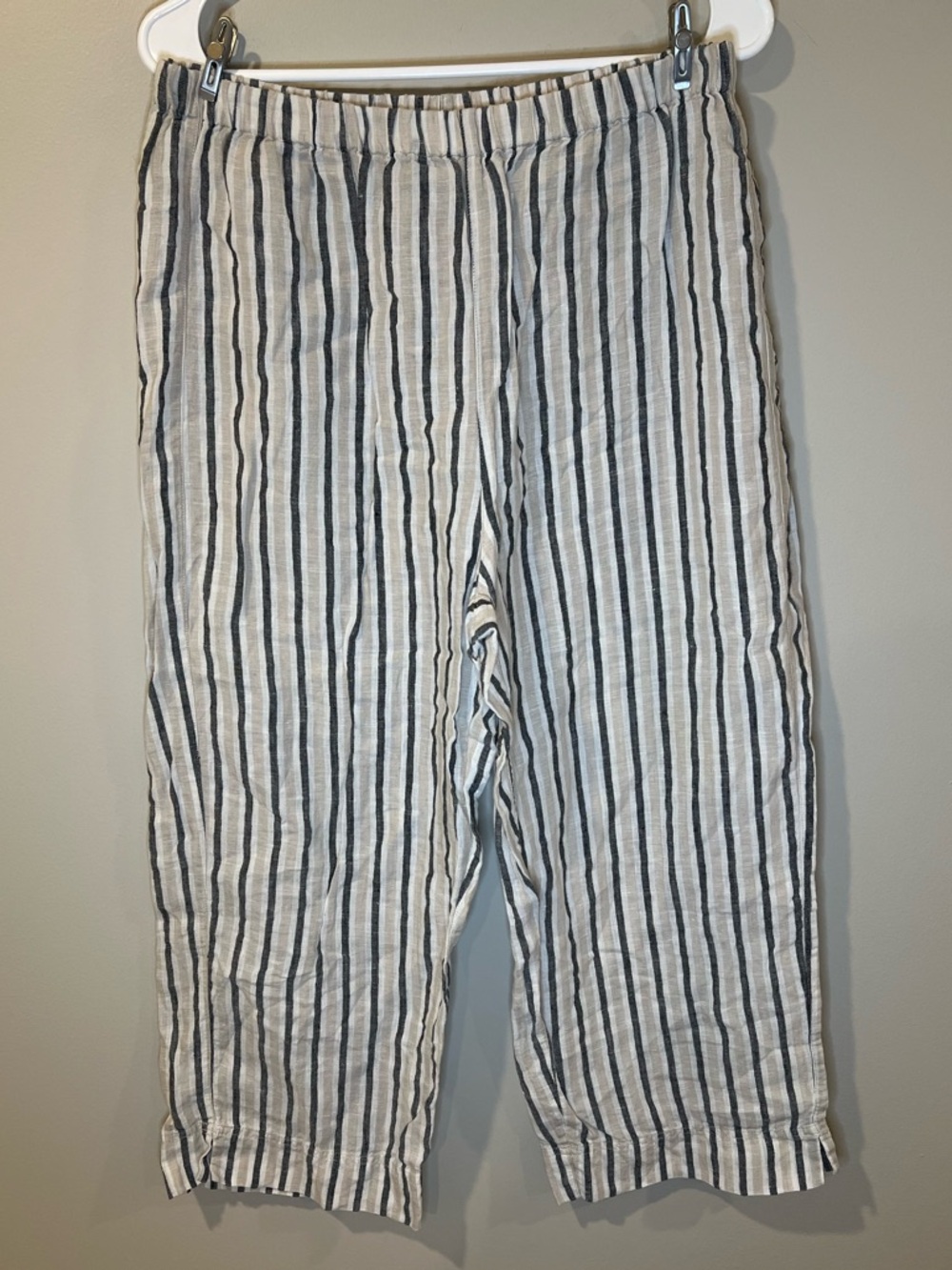 Chico's 100% Linen Pants White and Black Striped